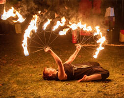 Feuershow in Göppingen beim Stauferspektakel im StauferWald